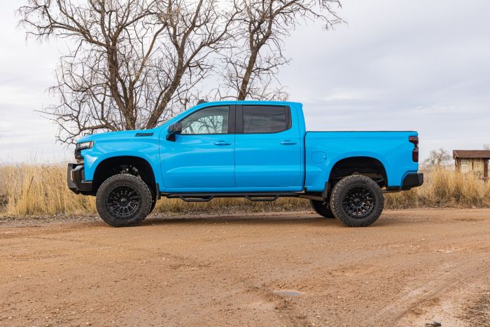 ReadyLift 8-inch MAX3.3 Suspension Lift Kit for 2019-2024 Chevy Silverado & GMC Sierra 1500 4WD