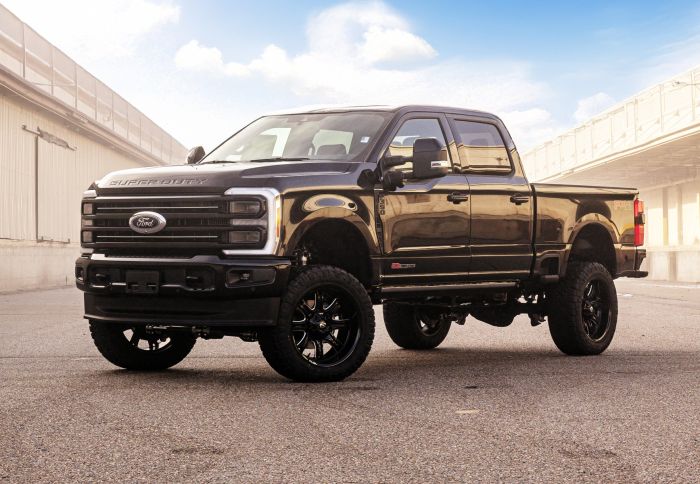 ReadyLift 43-23660 Super Duty 6-Inch MAX3.3 Coil Spring Suspension System for Ford F-250/F-350 2023-2026 4WD