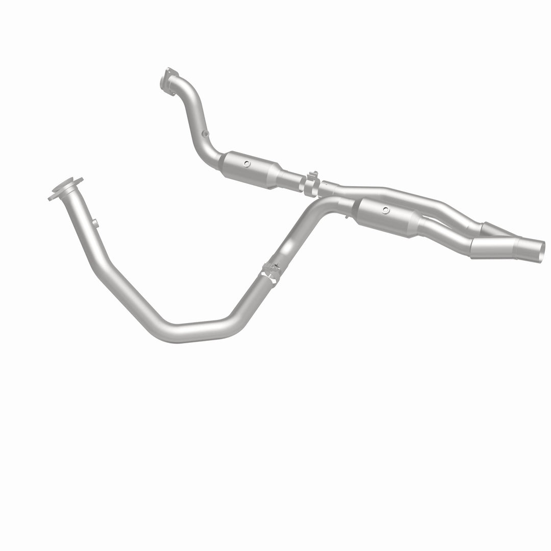 MagnaFlow OEM Grade Federal/EPA Compliant Direct-Fit Catalytic Converter 21-457 for Ram Trucks