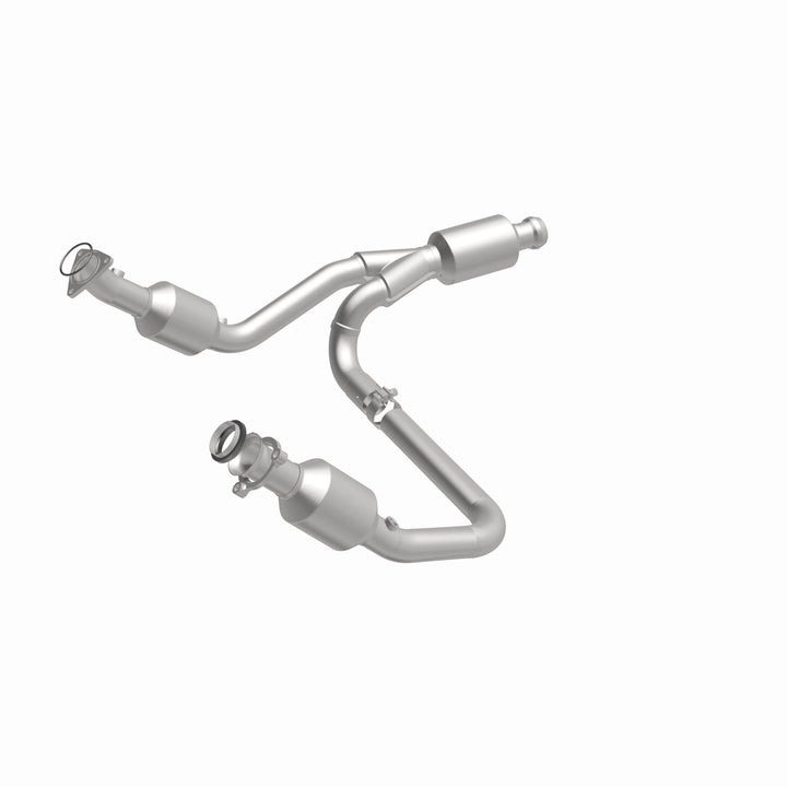 MagnaFlow OEM Grade Federal / EPA Compliant Direct-Fit Catalytic Converter 280424 for Chevrolet Silverado and GMC Sierra