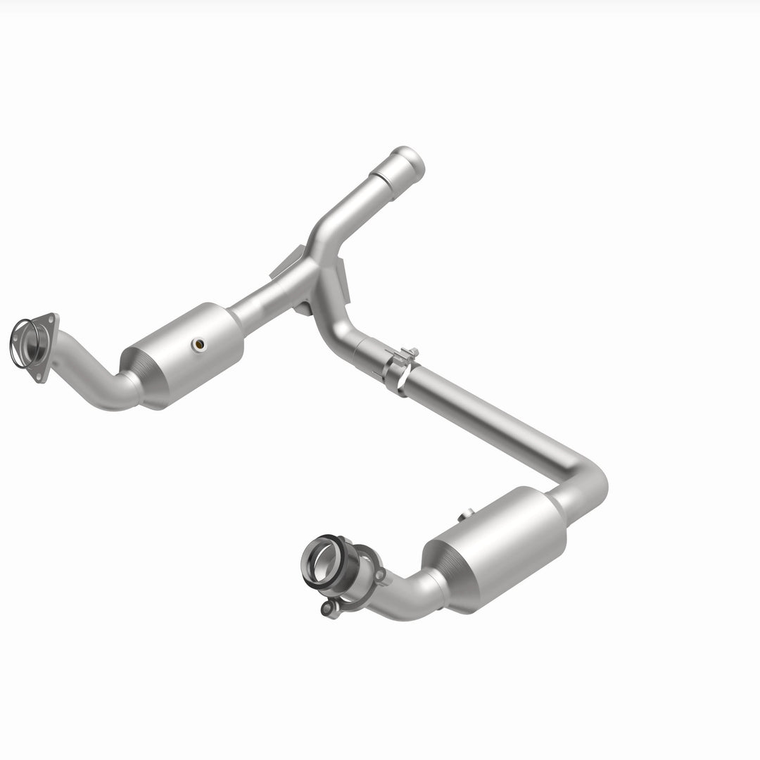 MagnaFlow OEM Grade Federal / EPA Compliant Direct-Fit Catalytic Converter 280656 for Chevrolet Silverado and GMC Sierra