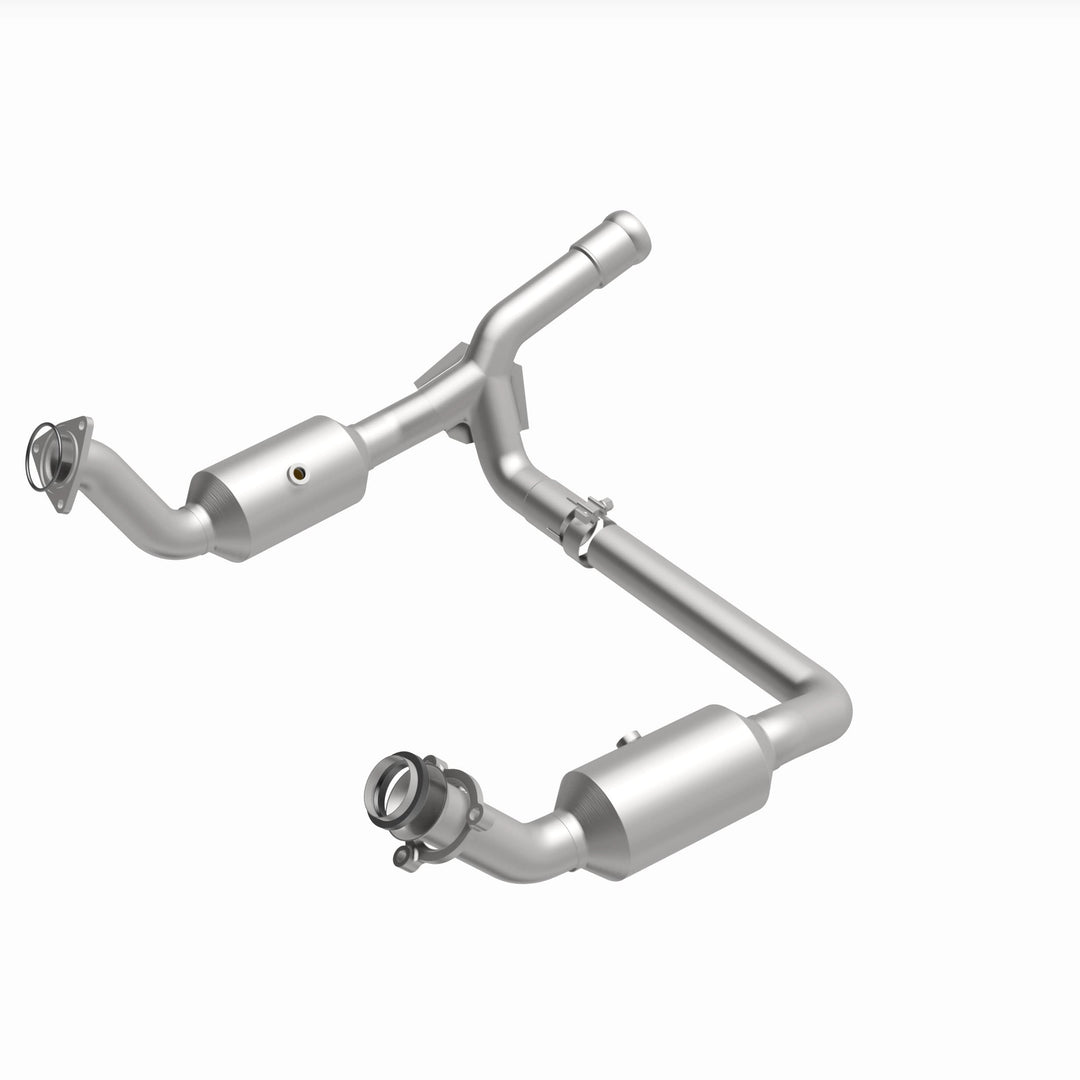 MagnaFlow OEM Grade Federal / EPA Compliant Direct-Fit Catalytic Converter 280656 for Chevrolet Silverado and GMC Sierra