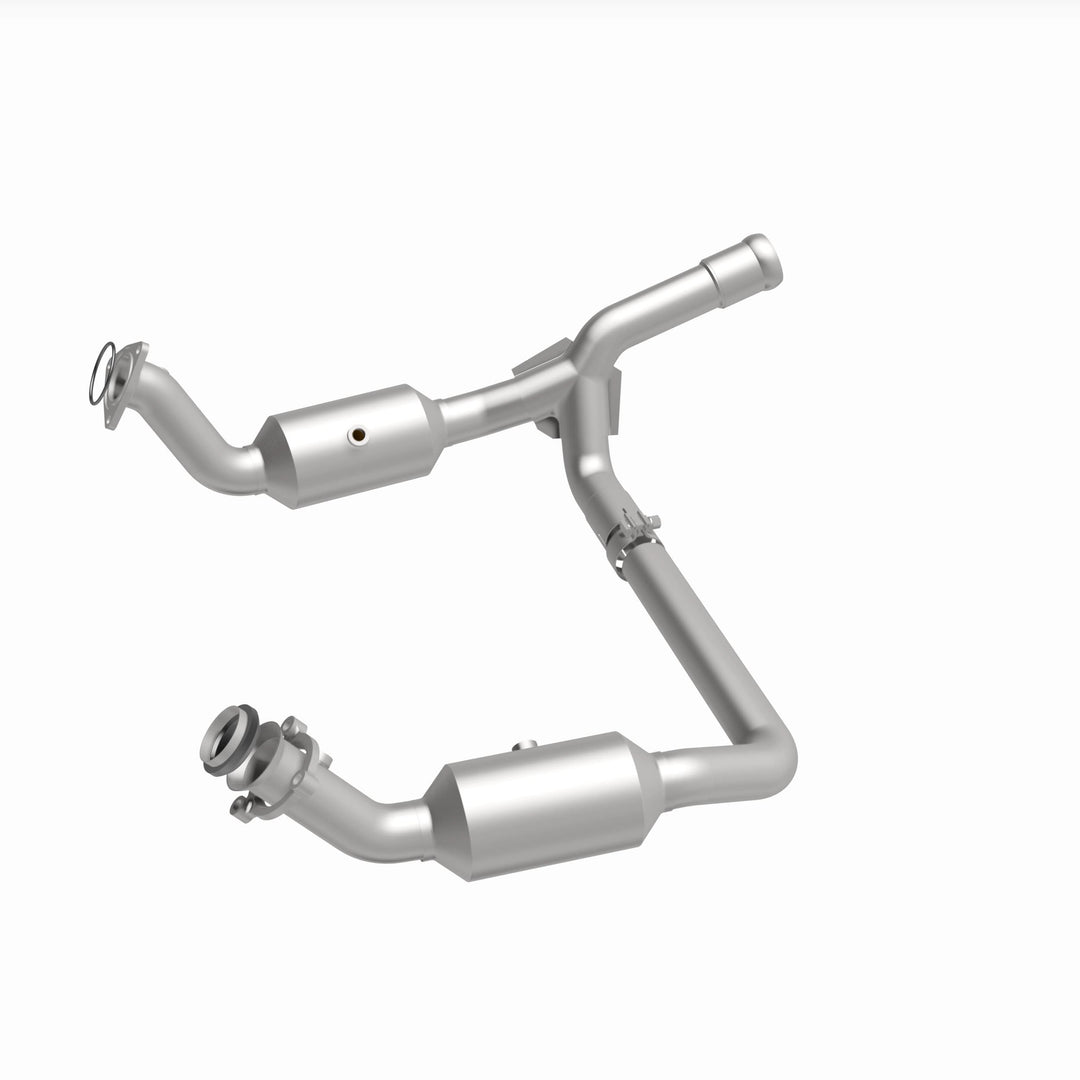 MagnaFlow OEM Grade Federal / EPA Compliant Direct-Fit Catalytic Converter 280656 for Chevrolet Silverado and GMC Sierra