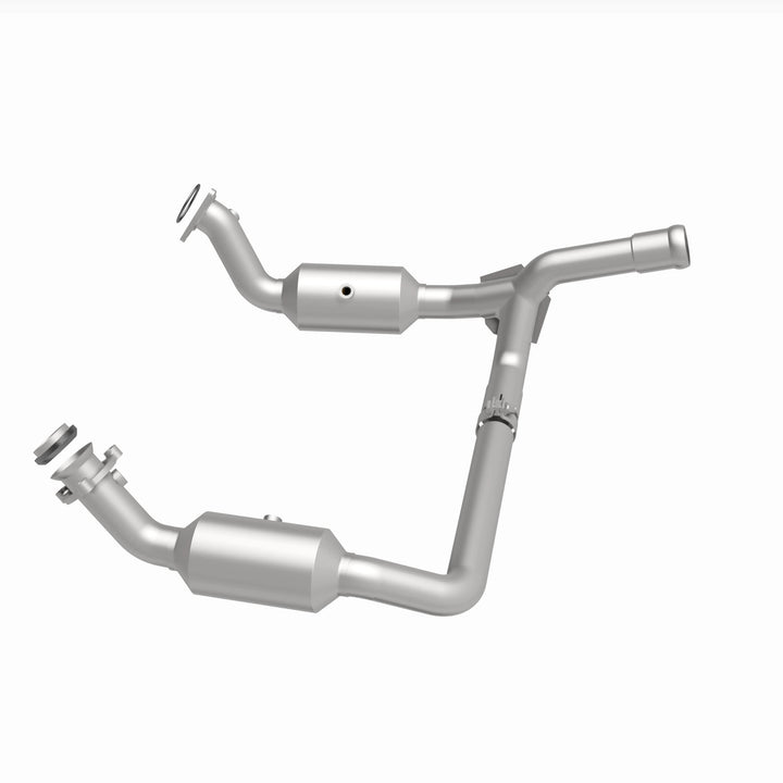 MagnaFlow OEM Grade Federal / EPA Compliant Direct-Fit Catalytic Converter 280656 for Chevrolet Silverado and GMC Sierra