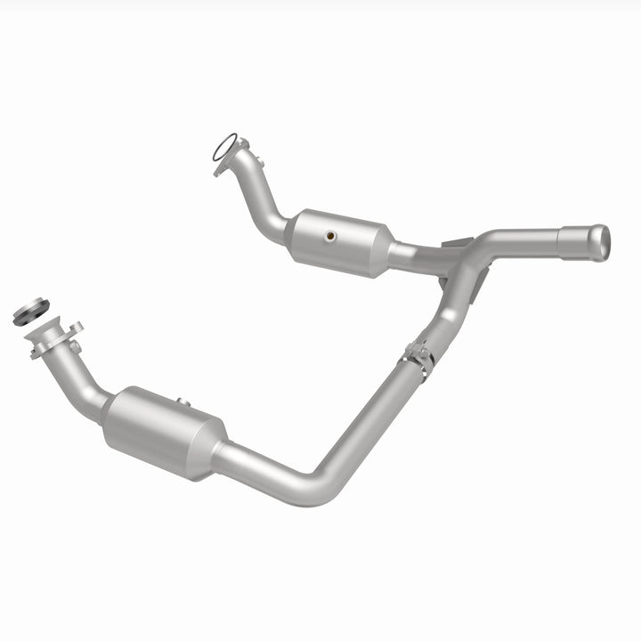 MagnaFlow OEM Grade Federal / EPA Compliant Direct-Fit Catalytic Converter 280656 for Chevrolet Silverado and GMC Sierra