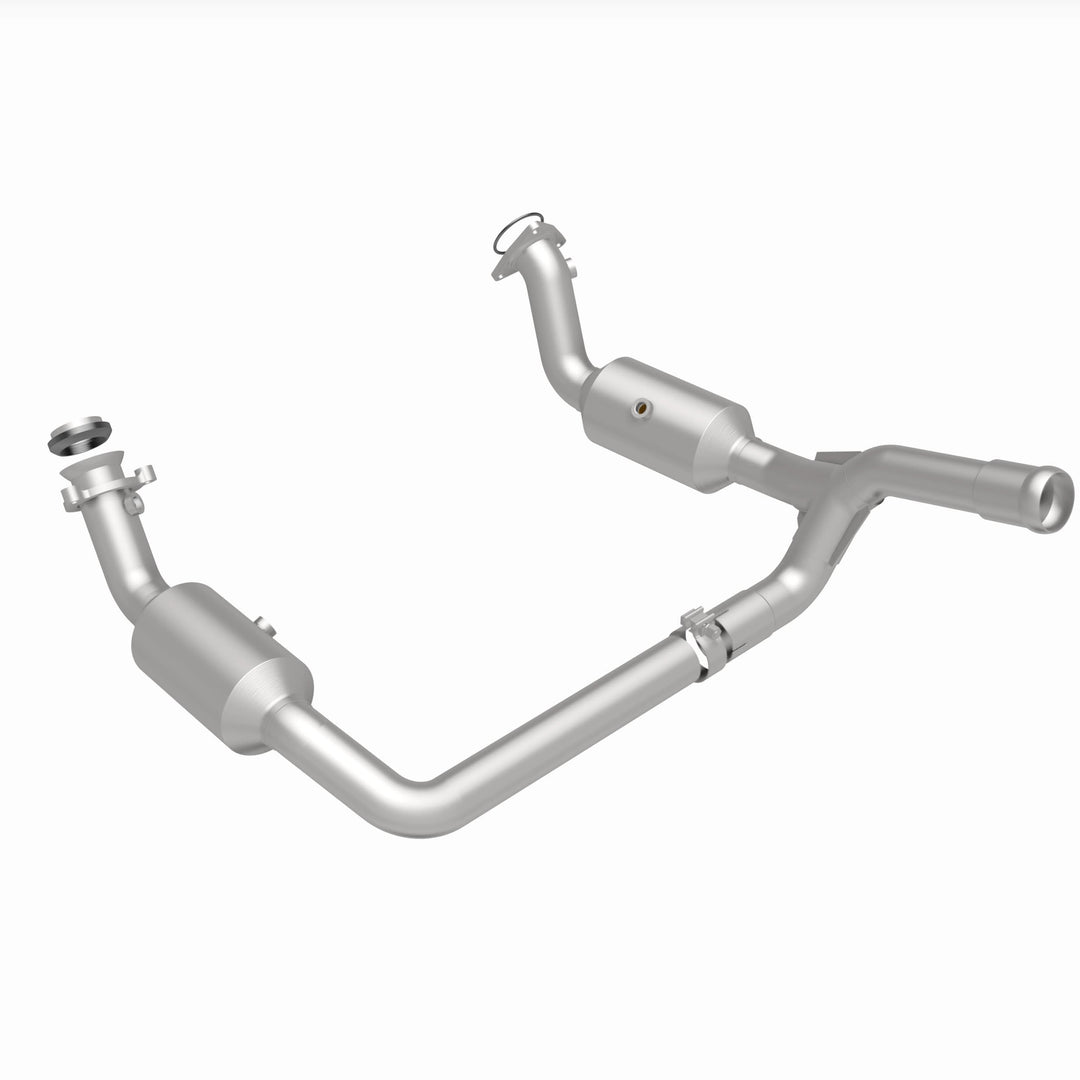 MagnaFlow OEM Grade Federal / EPA Compliant Direct-Fit Catalytic Converter 280656 for Chevrolet Silverado and GMC Sierra