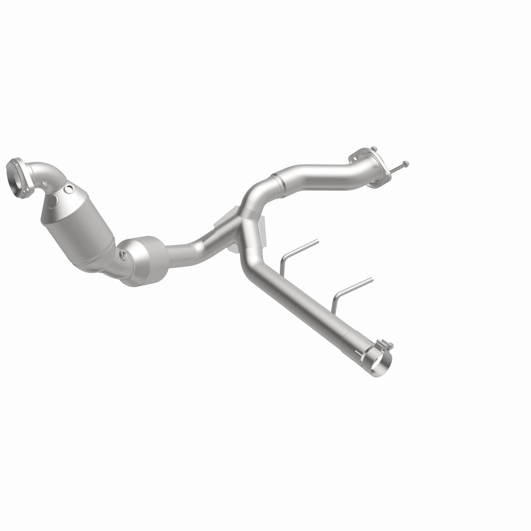 MagnaFlow OEM Grade Federal/EPA Compliant Direct-Fit Catalytic Converter for Ford F-150 2.7L (Part #280758)
