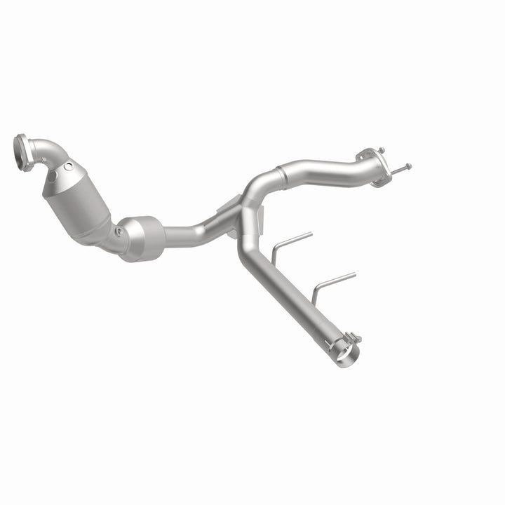 MagnaFlow OEM Grade Federal/EPA Compliant Direct-Fit Catalytic Converter for Ford F-150 2.7L (Part #280758)