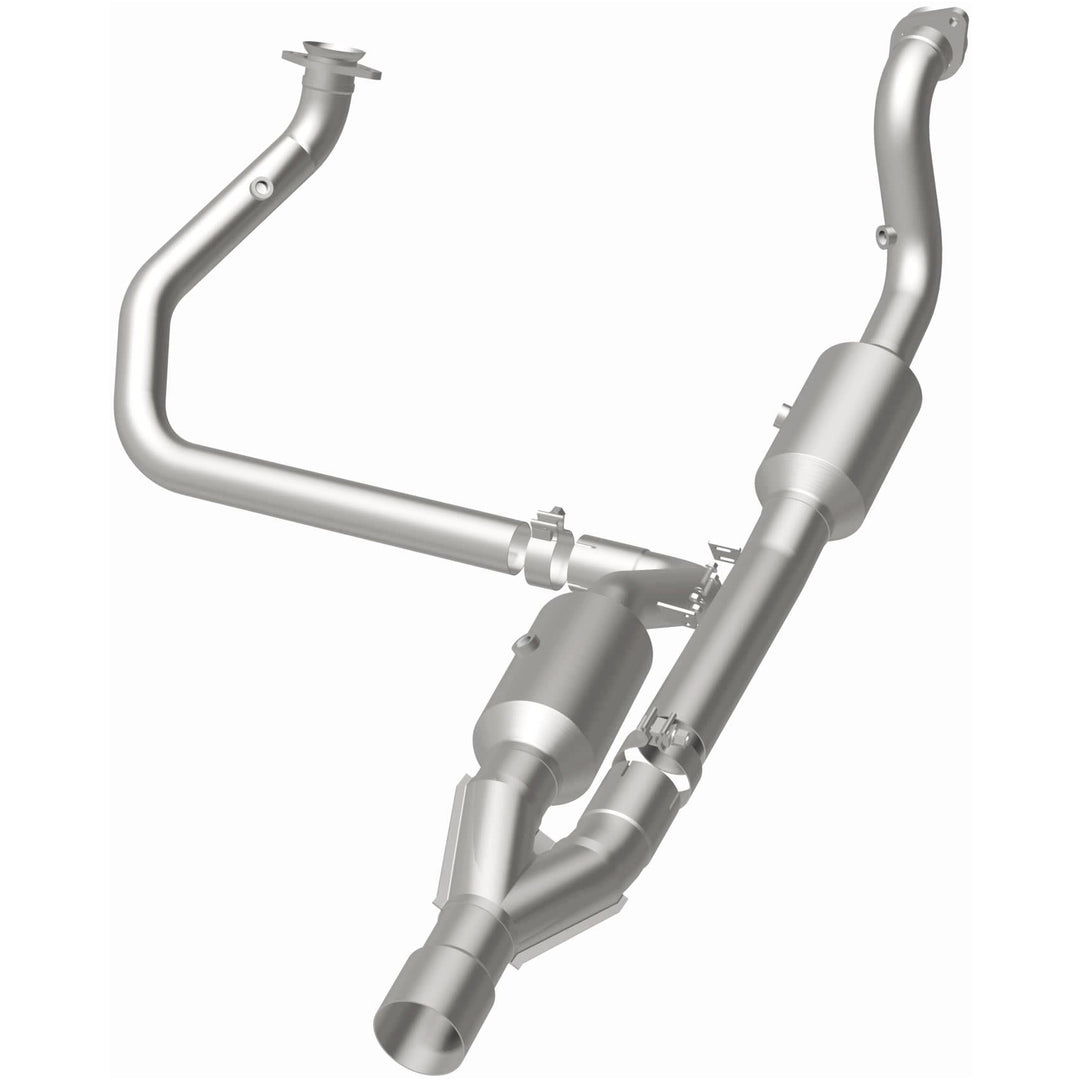 MagnaFlow OEM Grade Federal/EPA Compliant Direct-Fit Catalytic Converter for Ram 2500 & 3500 6.4L (Part #280902)