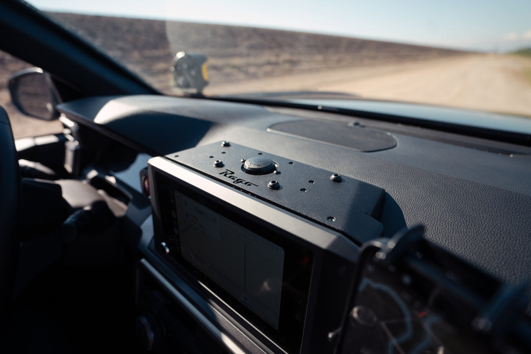 2025 Toyota 4Runner Device Dash Mount