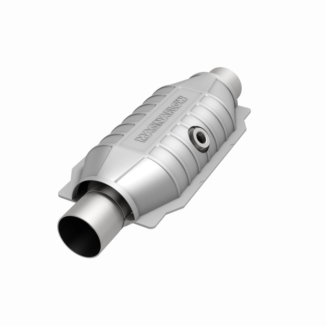 MagnaFlow California Grade CARB Compliant Universal Catalytic Converter 447256 for Ford E-150 and F-150