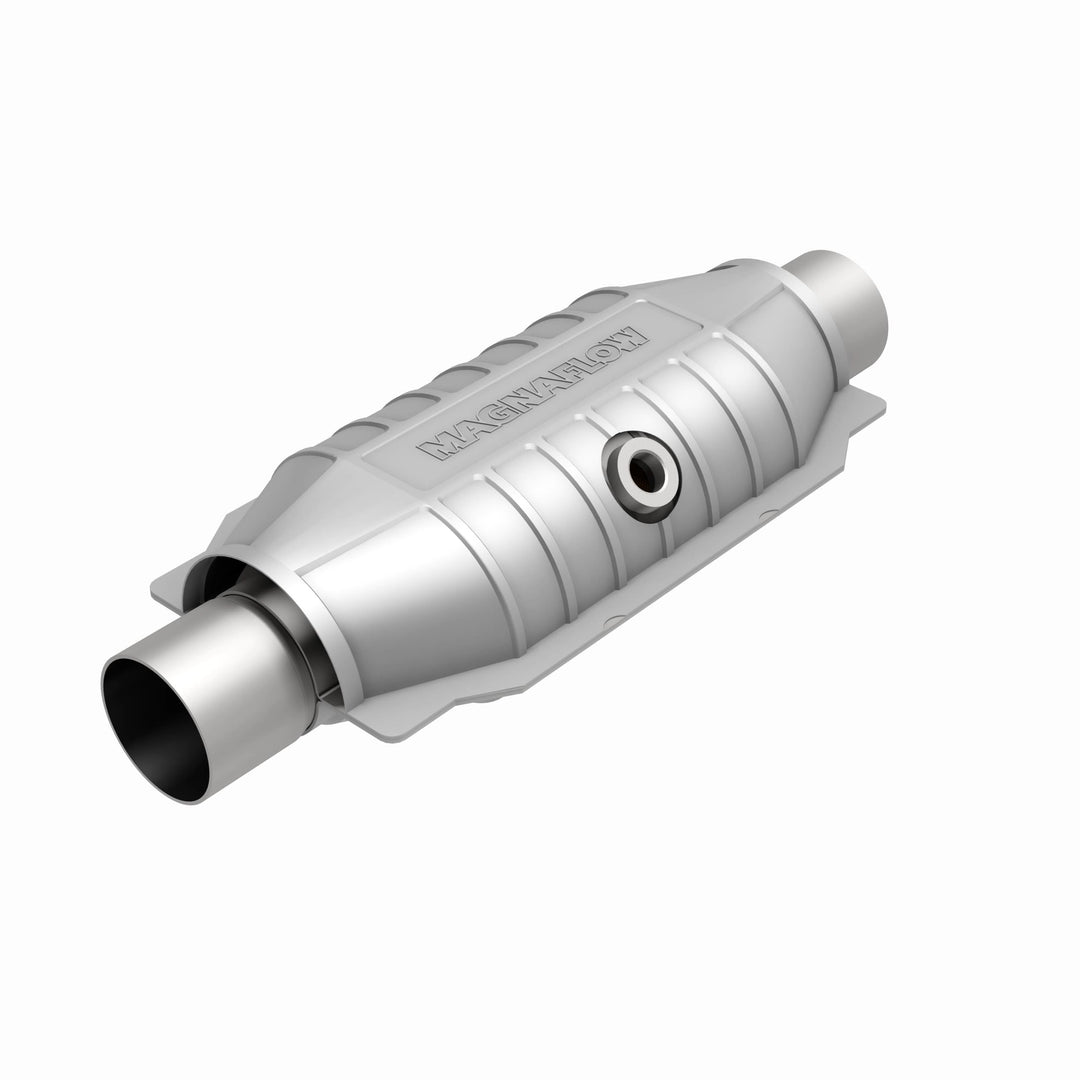 MagnaFlow California Grade CARB Compliant Universal Catalytic Converter 447256 for Ford E-150 and F-150