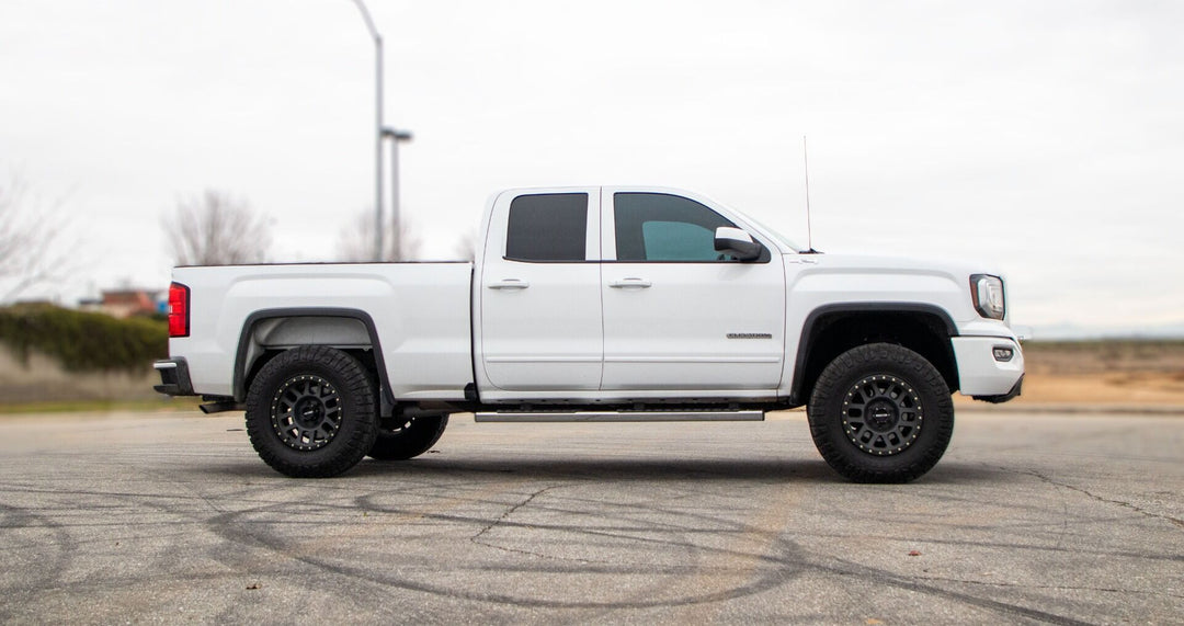 Cognito 3-Inch Performance Leveling Kit With Fox 2.0 IFP Shocks for 2007-2018 Silverado/Sierra 1500 2WD/4WD With OEM Cast Steel Control Arms