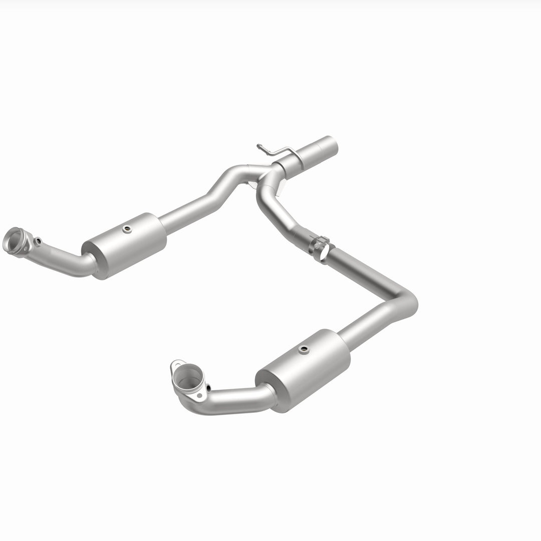 MagnaFlow California Grade CARB Compliant Direct-Fit Catalytic Converter for Ford E-350 Super Duty 5.4L & 6.8L (Part #4551599)