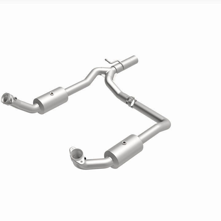 MagnaFlow California Grade CARB Compliant Direct-Fit Catalytic Converter for Ford E-350 Super Duty 5.4L & 6.8L (Part #4551599)