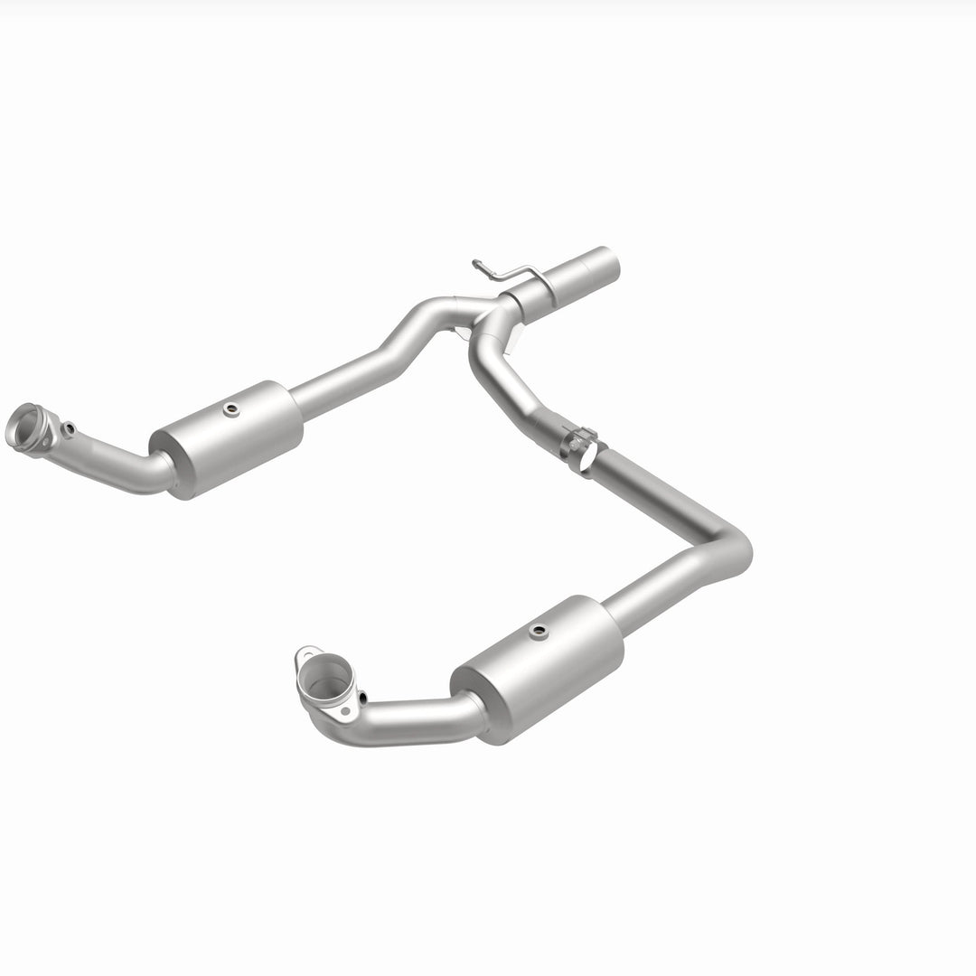 MagnaFlow California Grade CARB Compliant Direct-Fit Catalytic Converter for Ford E-350 Super Duty 5.4L & 6.8L (Part #4551599)