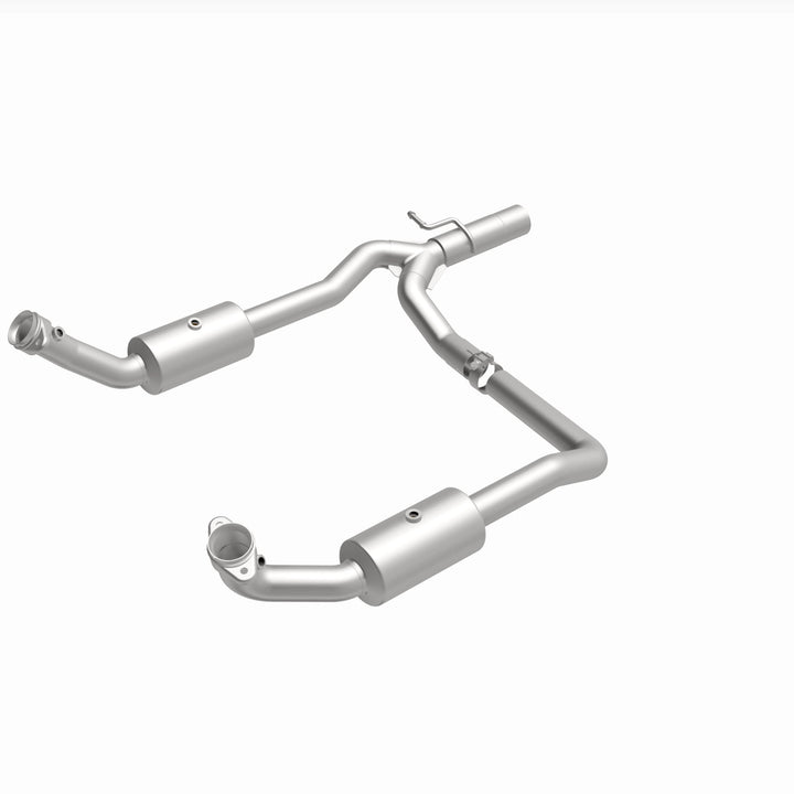 MagnaFlow California Grade CARB Compliant Direct-Fit Catalytic Converter for Ford E-350 Super Duty 5.4L & 6.8L (Part #4551599)