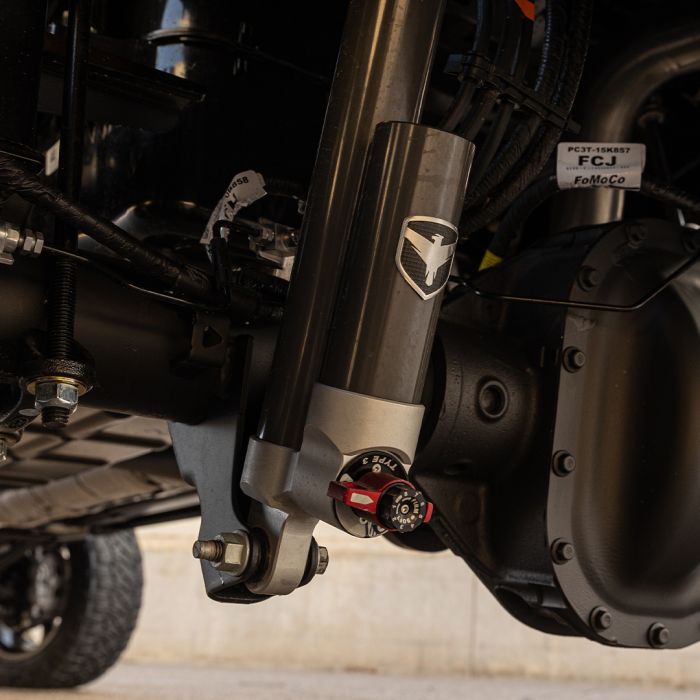 ReadyLift 46-20265 Super Duty 2.5-Inch Leveling Suspension System for Ford F-250 and F-350