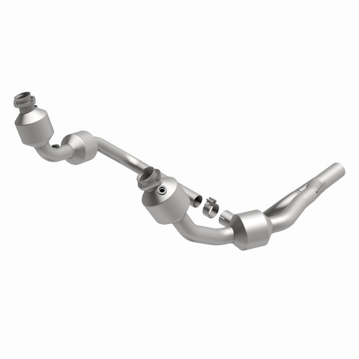 MagnaFlow OEM Grade Federal/EPA Compliant Direct-Fit Catalytic Converter for Jeep Wrangler 3.8L (Part #49689)