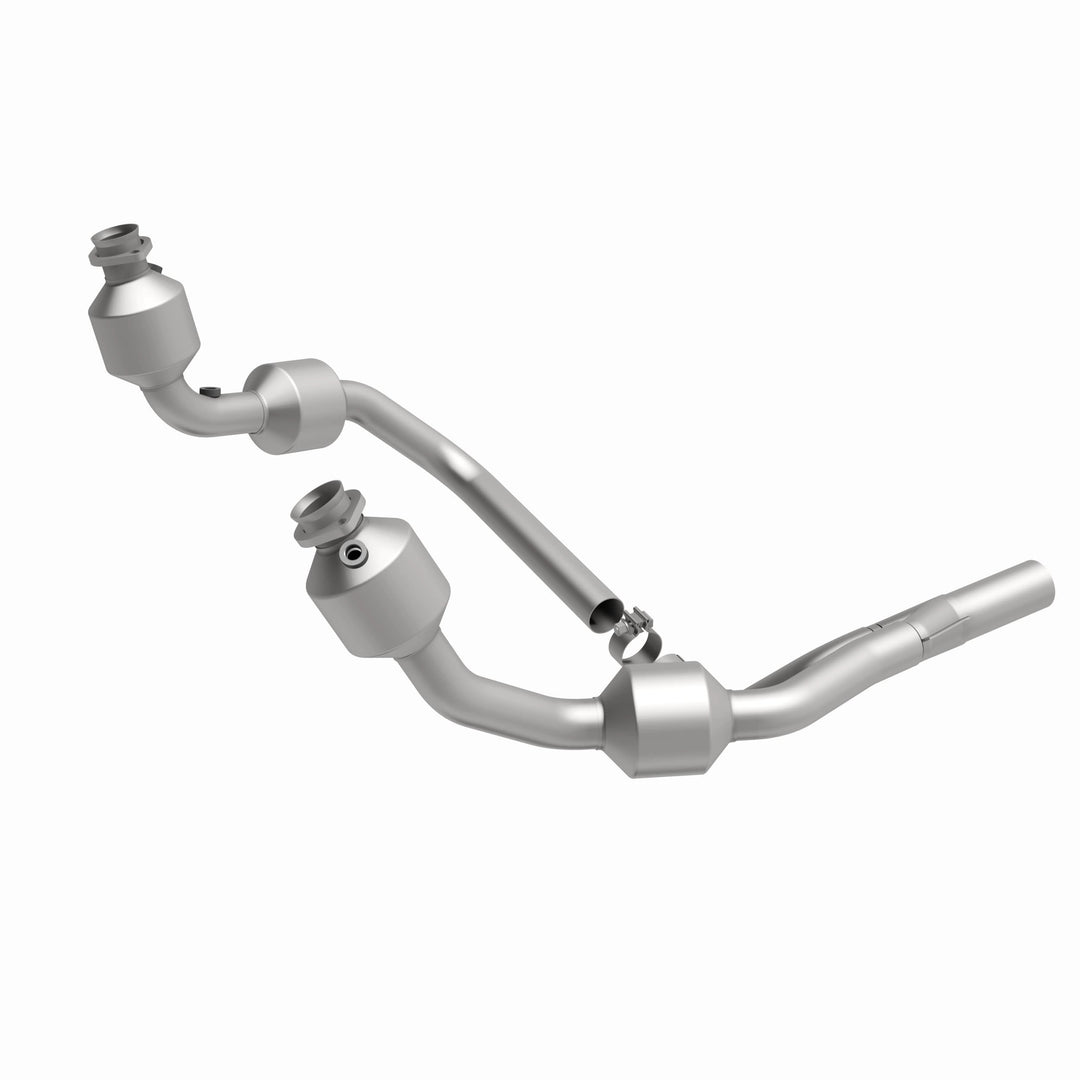 MagnaFlow OEM Grade Federal/EPA Compliant Direct-Fit Catalytic Converter for Jeep Wrangler 3.8L (Part #49689)