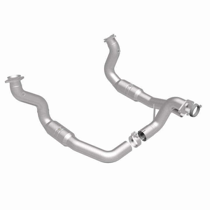 MagnaFlow OEM Grade Federal/EPA Compliant Catalytic Converter for Ford F-250 & F-350 6.2L (Part #52297)