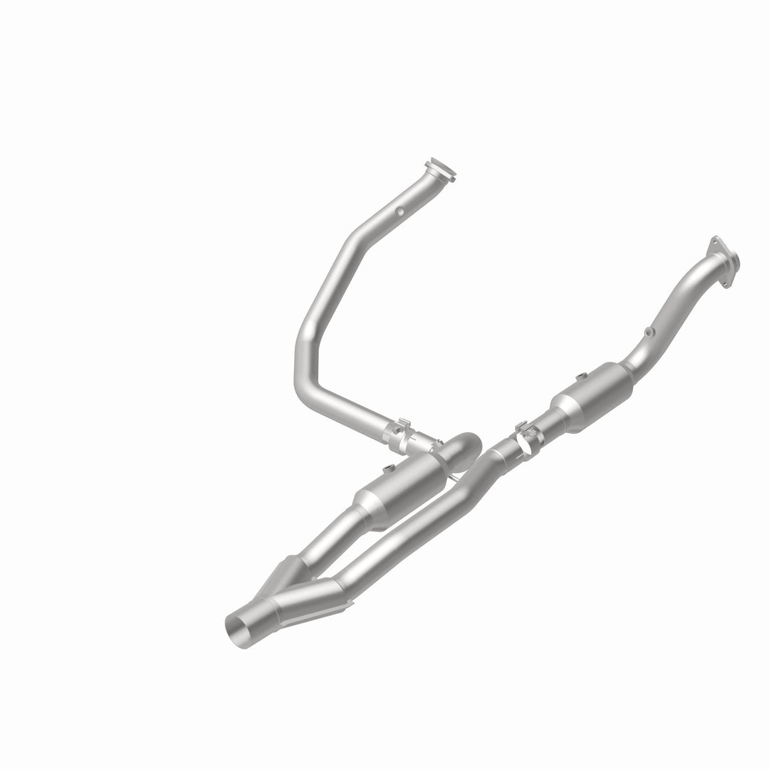 MagnaFlow 5551457 California Grade CARB Compliant Direct-Fit Catalytic Converter for Ram 2500 5.7L (2012-2016)