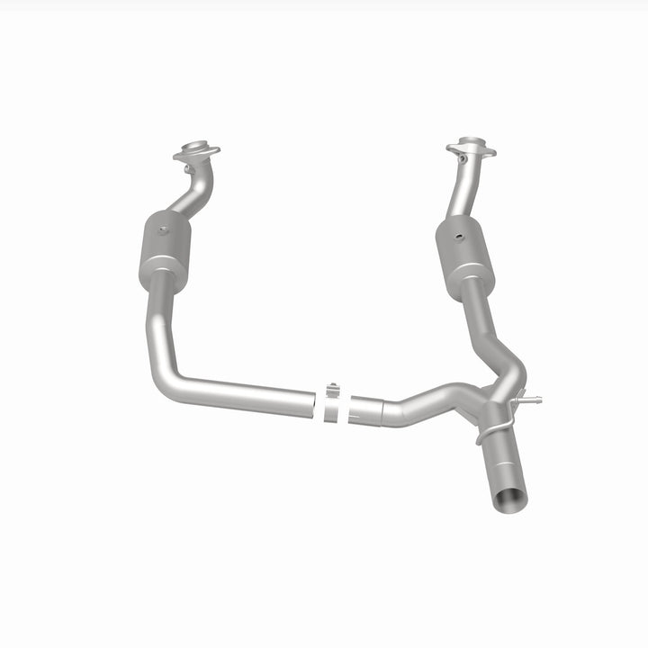MagnaFlow California Grade CARB Compliant Direct-Fit Catalytic Converter for Ford E-350 Super Duty 6.8L – Part #5551599