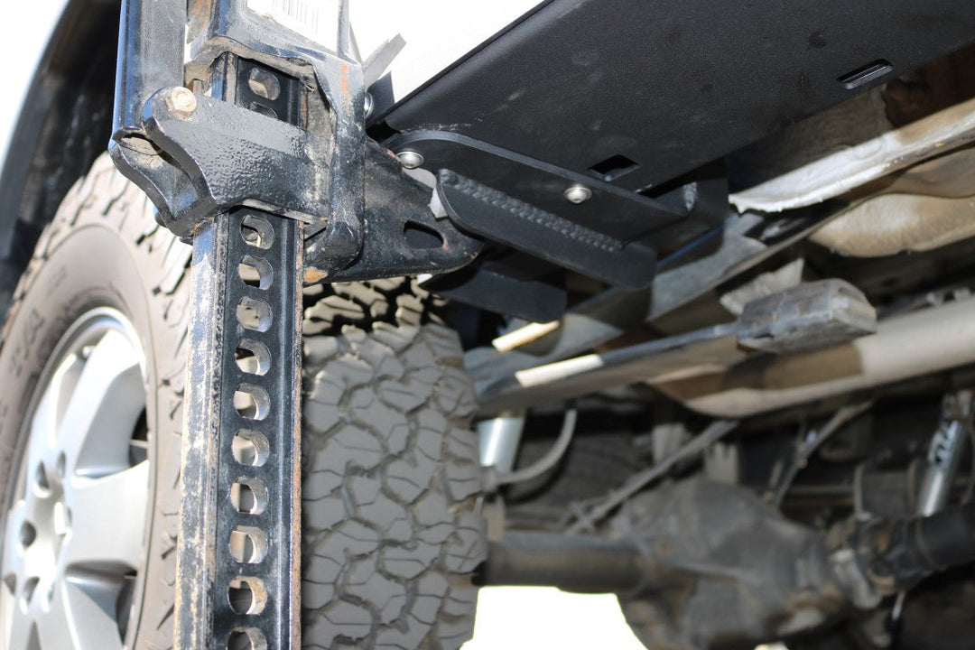 Van Compass Rocker Guards, Sprinter 4X4 (144" Wheelbase Only Without Lift Kit)