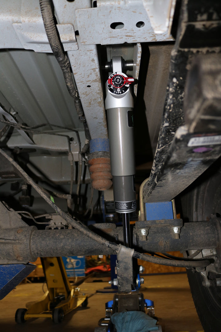 Van Compass Falcon 3.3 Sp2 Fast Adjust Shocks, Light/Mid Tune, Rear, Ford Transit, Pair