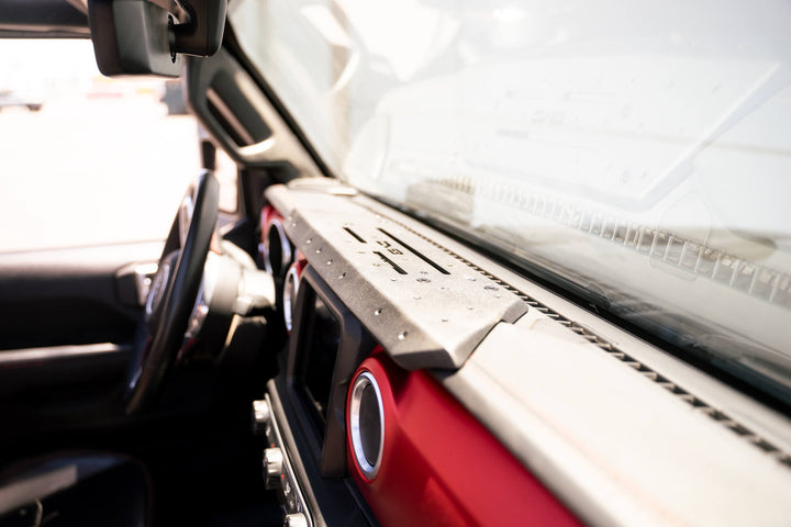 Jeep Wrangler JL & Gladiator JT Digital Device Dash Mount