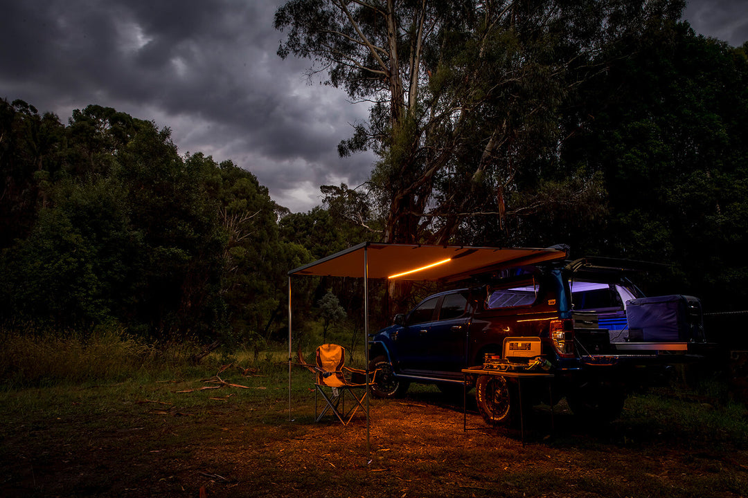 ARB 814410 Awning with Light – 8.2 ft Self-Standing Retractable Vehicle Awning with LED Lighting