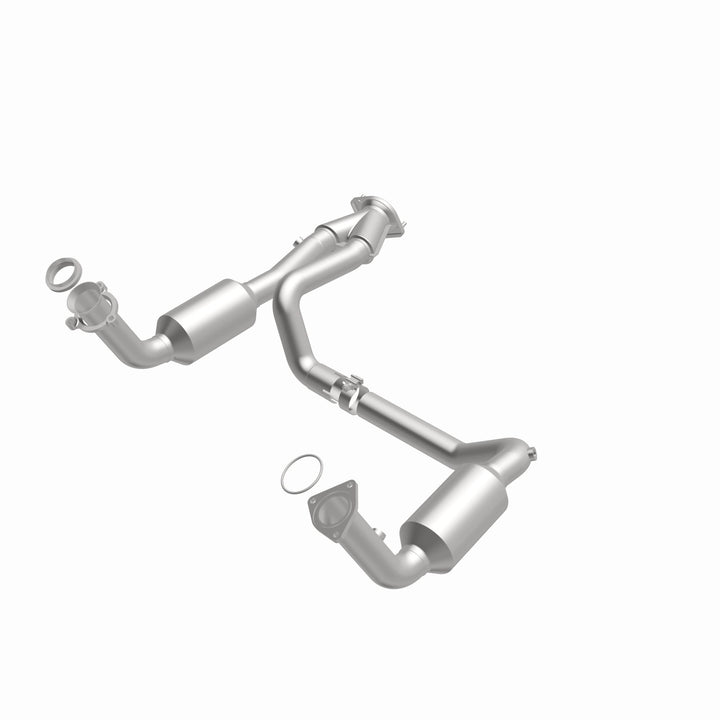 MagnaFlow HM Grade Federal/EPA Compliant Direct-Fit Catalytic Converter 93419 for Chevy Silverado, GMC Sierra, Cadillac Escalade
