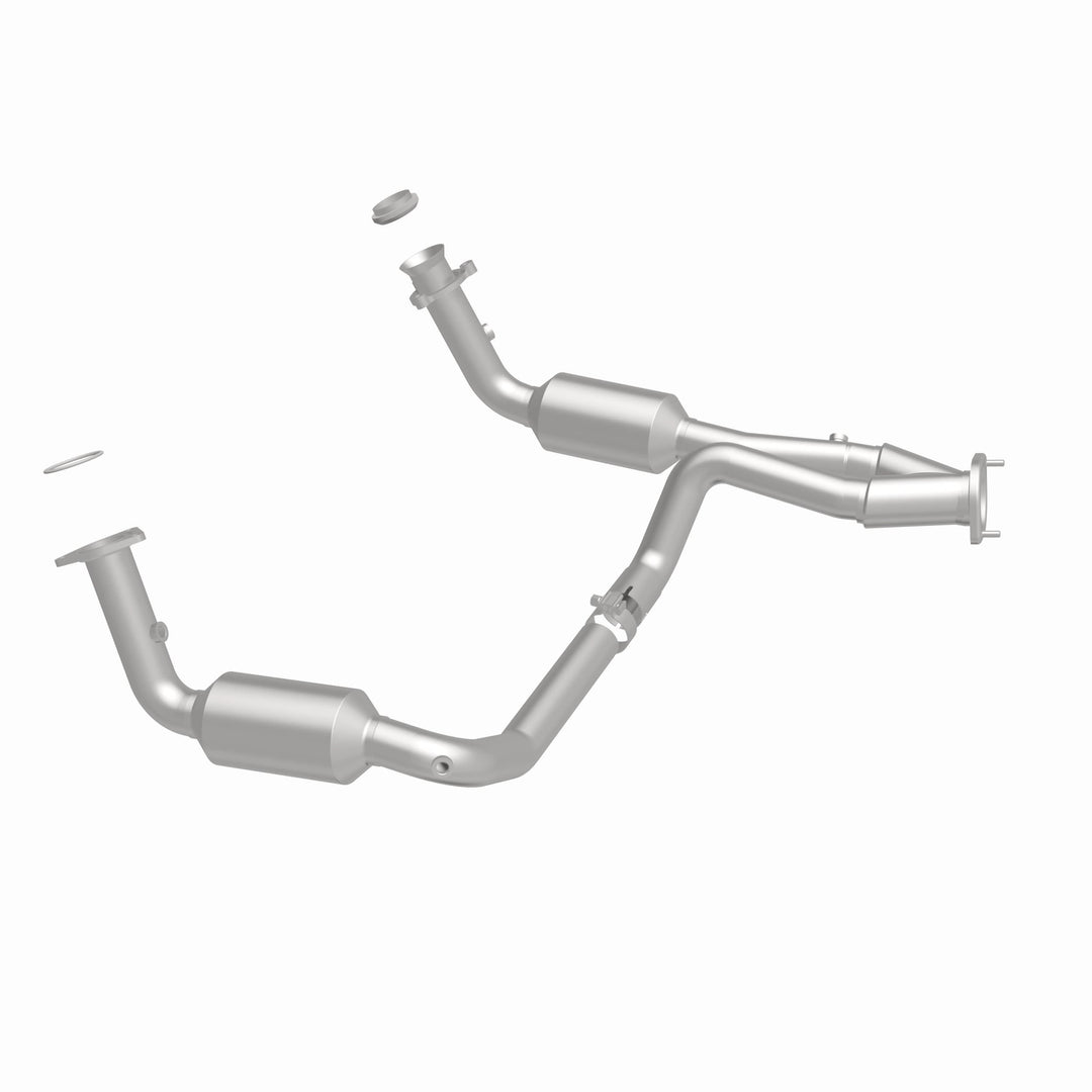MagnaFlow HM Grade Federal/EPA Compliant Direct-Fit Catalytic Converter 93419 for Chevy Silverado, GMC Sierra, Cadillac Escalade