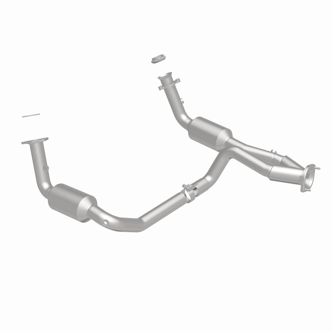 MagnaFlow HM Grade Federal/EPA Compliant Direct-Fit Catalytic Converter 93419 for Chevy Silverado, GMC Sierra, Cadillac Escalade
