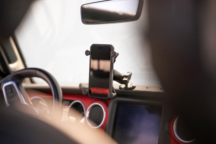 Jeep Wrangler JL & Gladiator JT Digital Device Dash Mount