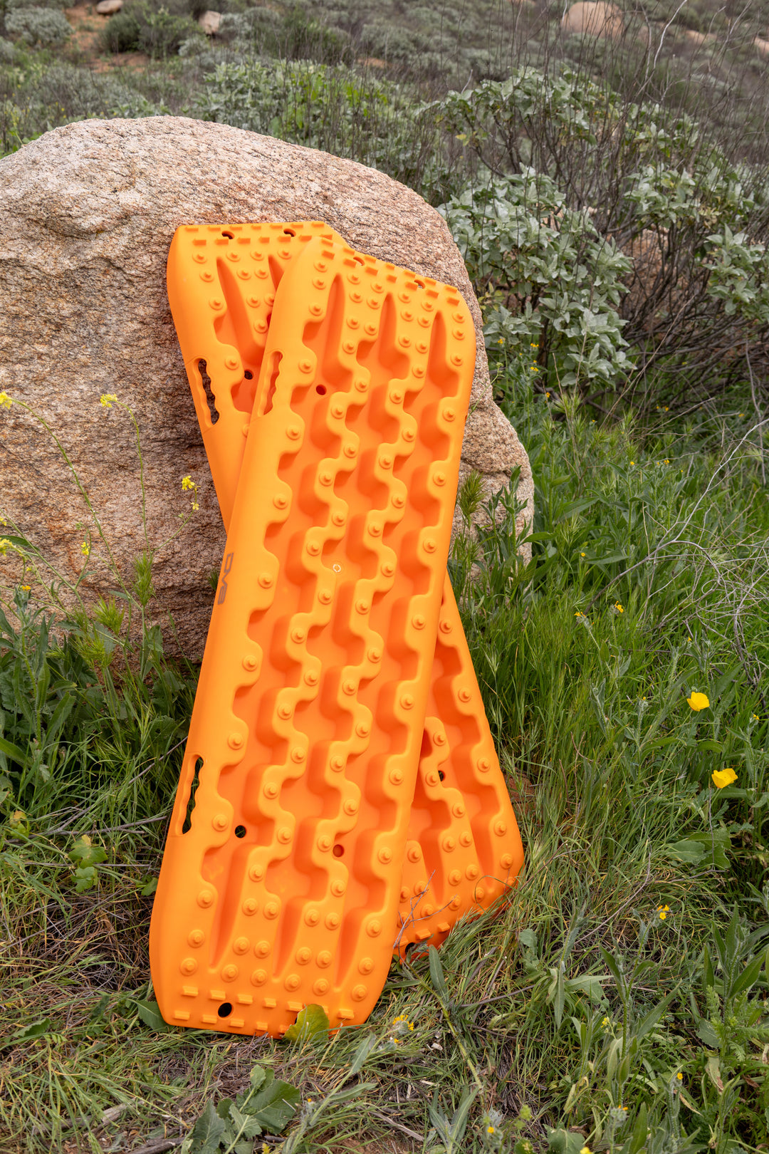 DV8 Xtract Traction Boards | Pair | Orange