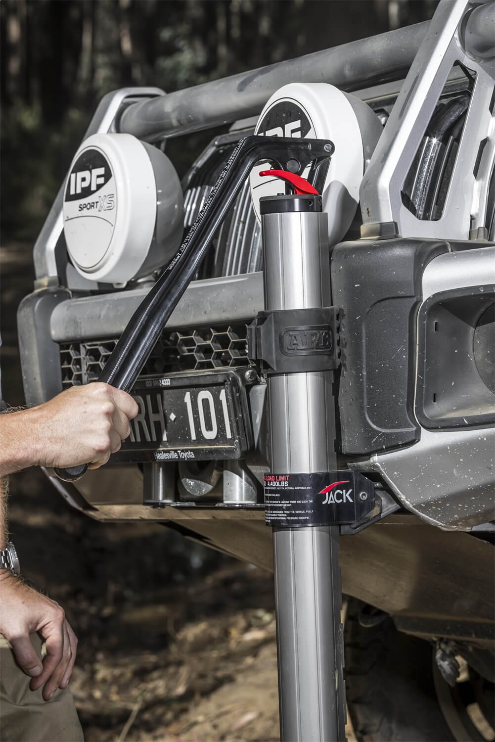 ARB Hydraulic Recovery Jack 1060001 - Heavy-Duty Off-Road Vehicle Lifting Equipment
