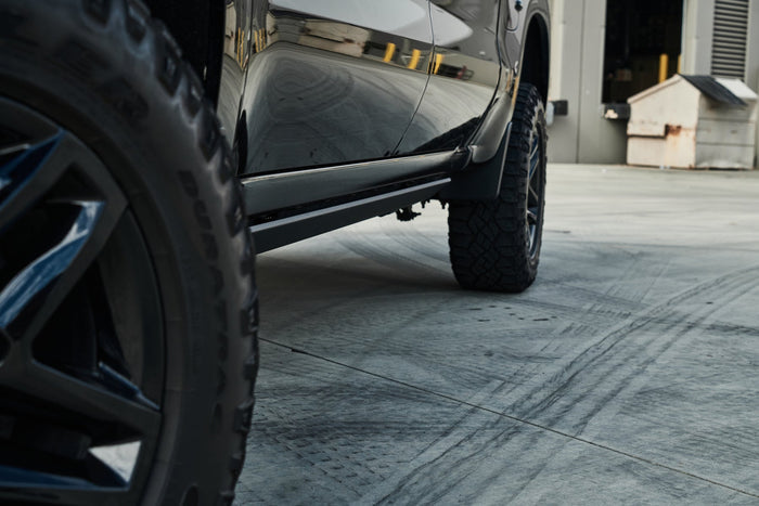 Body Armor 4X4 E-Steps for Chevrolet Silverado & GMC Sierra - GM-4501