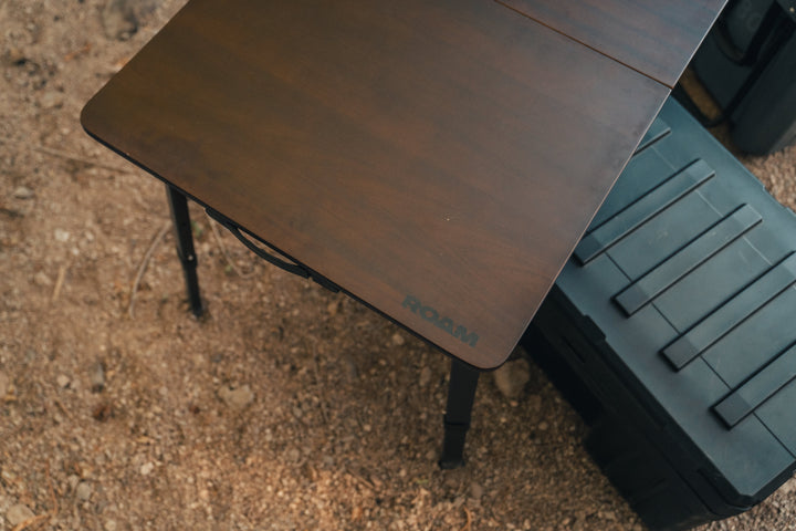 CAMP TABLE
