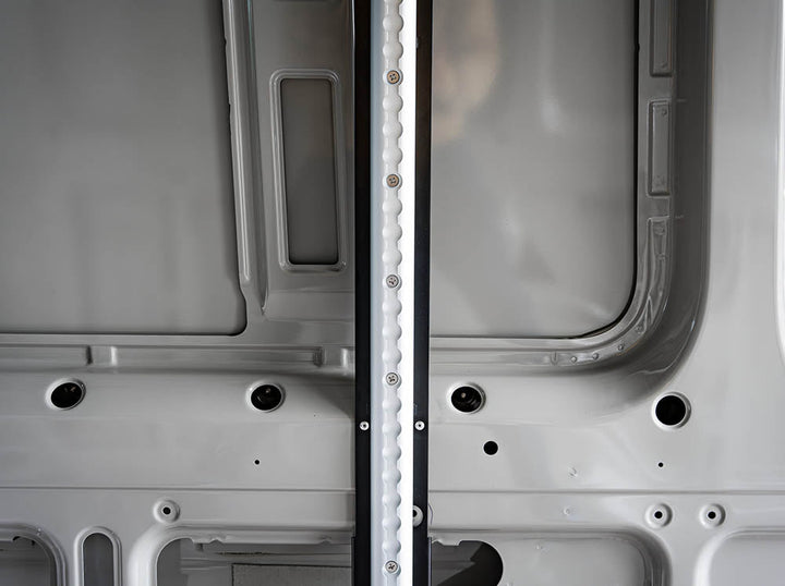 Sprinter Bed Bracket 170" L-Track Black