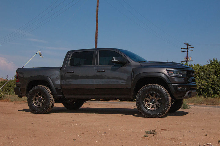 ICON Alloys Rebound, Bronze, 18 x 9 / 6 x 5.5, 0mm Offset, 5" BS