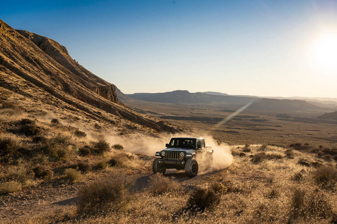 FOX Offroad Shocks Performance Series 2.0 Smooth Body Reservoir Shock for Jeep Gladiator
