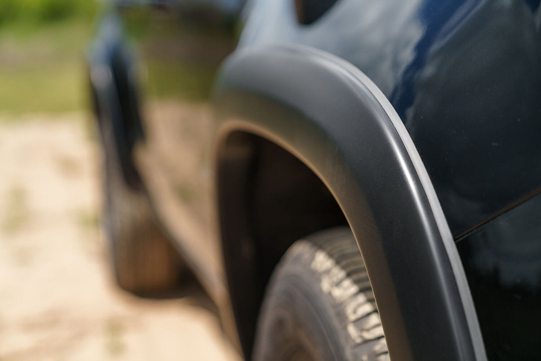 Husky Liners OE Style Fender Flares Black Smooth Finish 4-Piece Set for Chevrolet Colorado