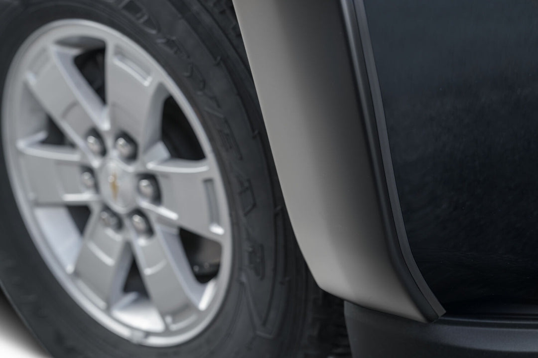 Husky Liners OE Style Fender Flares Black Smooth Finish 4-Piece Set for Chevrolet Colorado