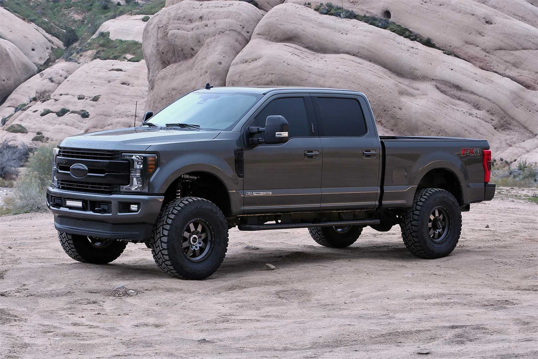 Fabtech K2227DL 4-Inch Radius Arm Lift System with Dirt Logic 4.0 Coilovers for Ford Super Duty