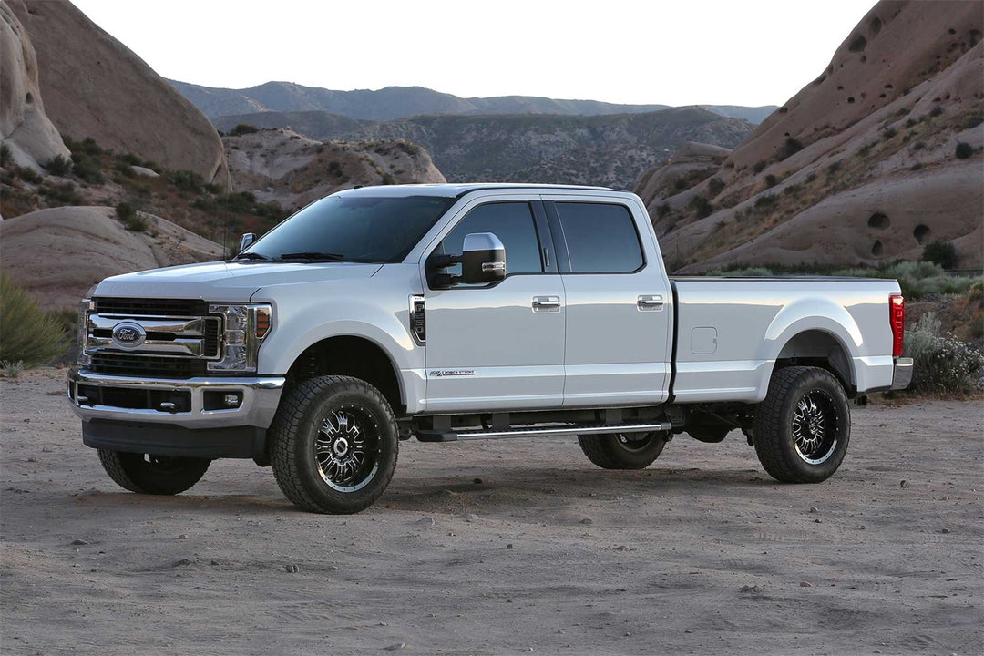 Fabtech K2333 2.5 Inch Lift Kit for Ford Super Duty with Performance Shocks