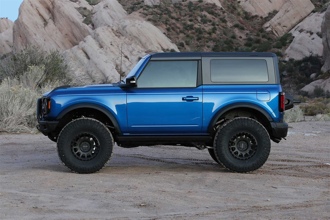 Fabtech Uniball UCA Lift System with Shocks for Ford Bronco (Part K2389DL)