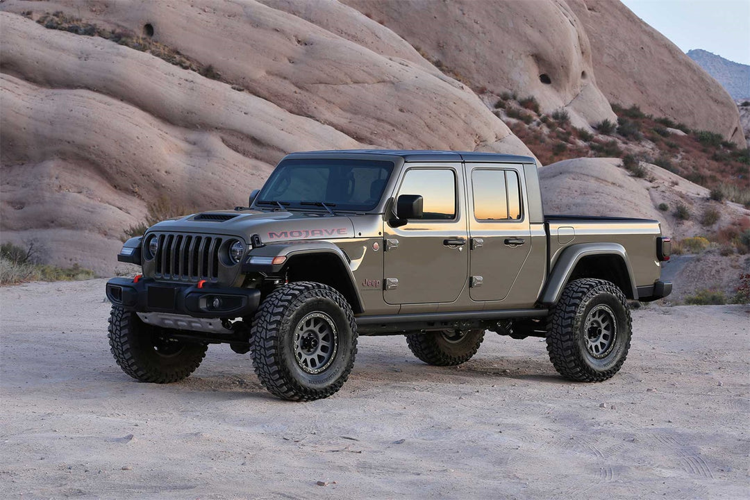 Fabtech Sport II Lift Kit with Shock for Jeep Gladiator Mojave – 2-Inch Lift, 37-Inch Tire Compatibility