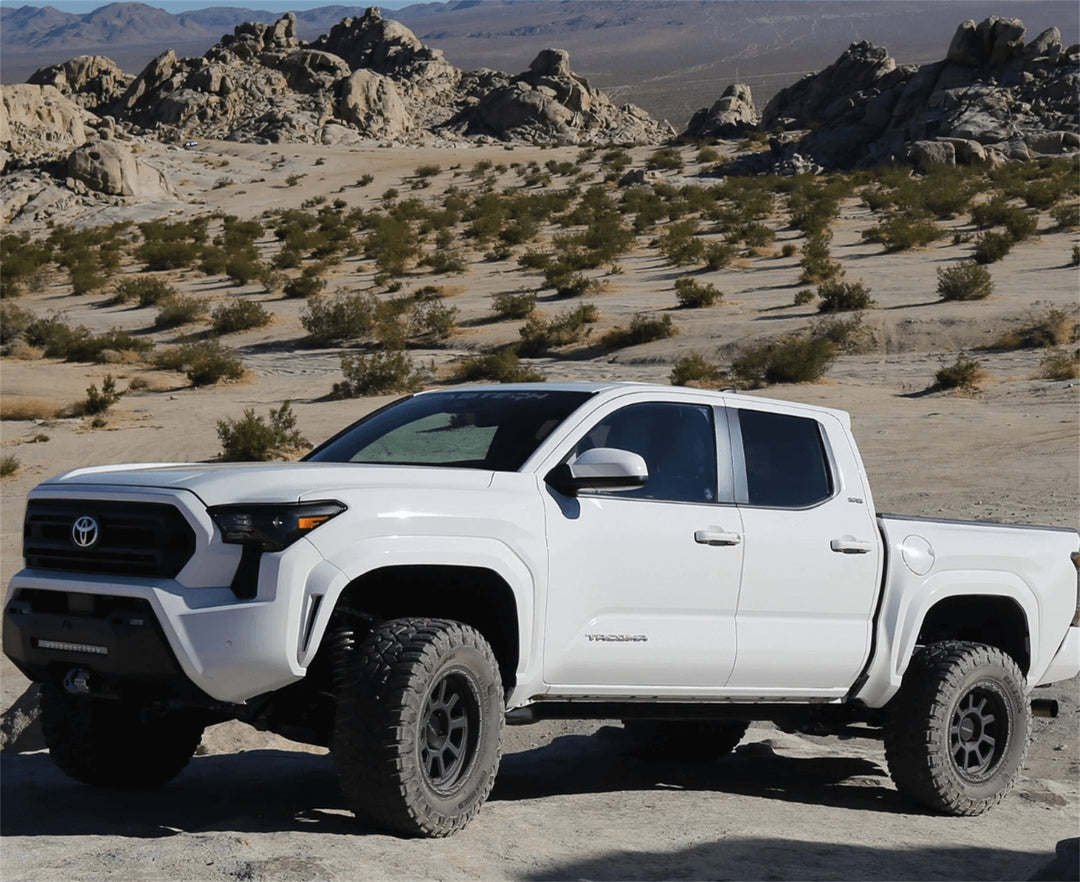 Fabtech Uniball UCA Lift System with Shocks for 2024 Toyota Tacoma | Part K7103DL